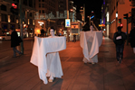 Performance de Anto Rabzas y la Cran�mour Butoh Dance Theater Company en Gran Via 28