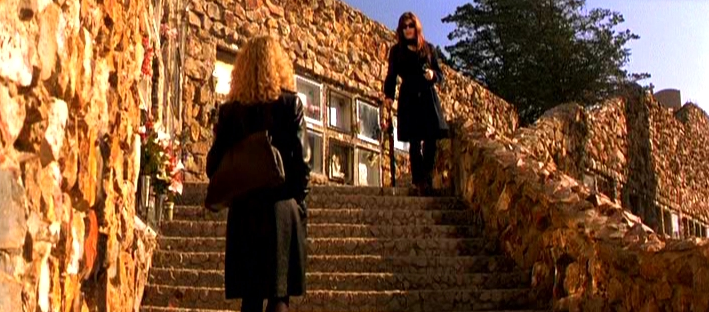 Tony Cant&amp;amp;amp;#243; y Cecilia Roth se reencuentran en el cementerio de Montjuic